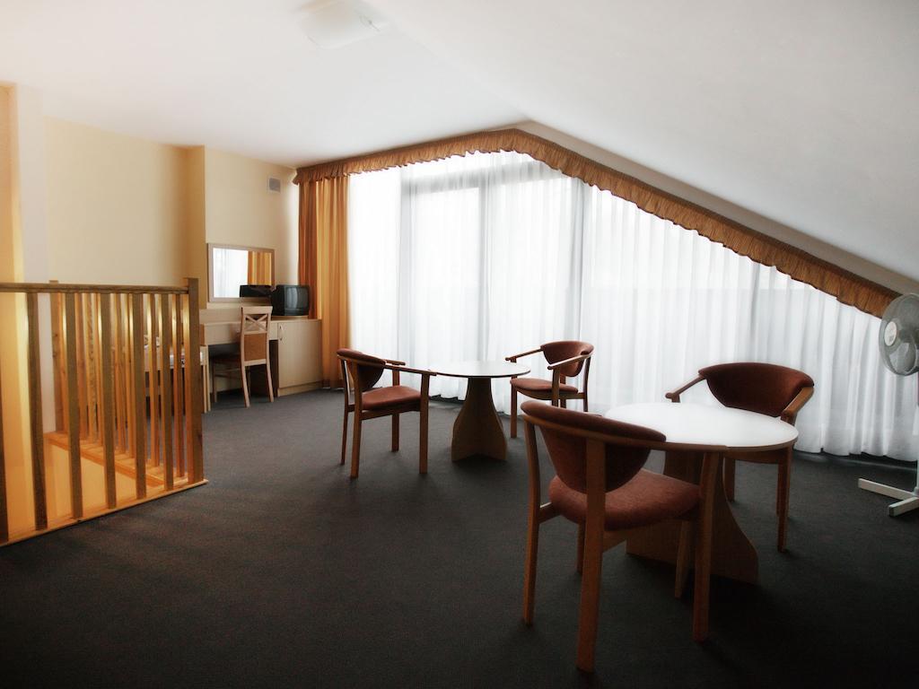 Apartamenty Jesienna Rezydencja นาเวงชูฟ ห้อง รูปภาพ